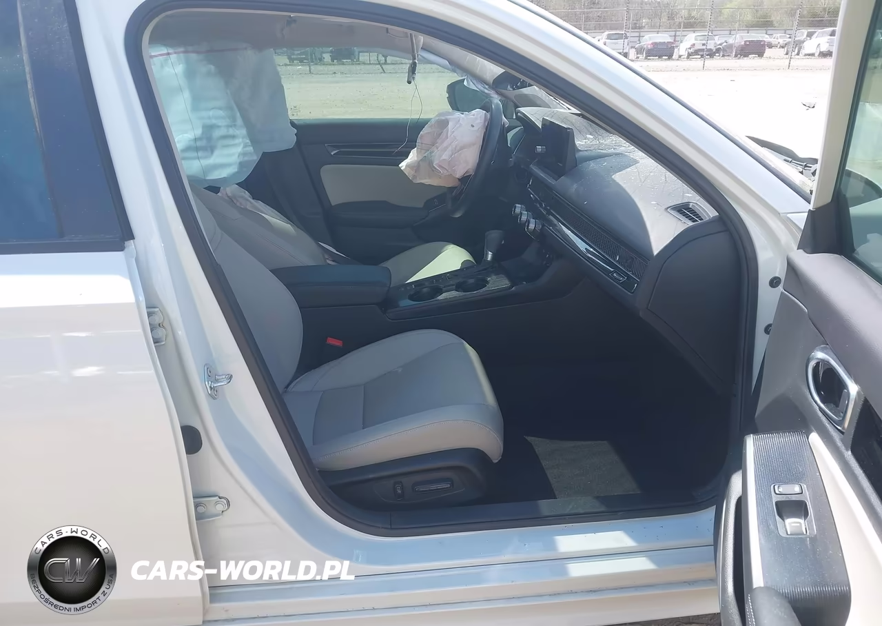 2024 Honda Civic Touring VIN:2HGFE1F95RH332470 - 5