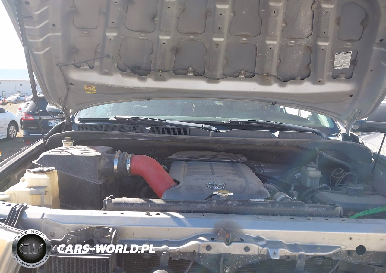2008 Toyota Tundra Base 5.7L V8 VIN:5TFDV541X8X069011 - 10