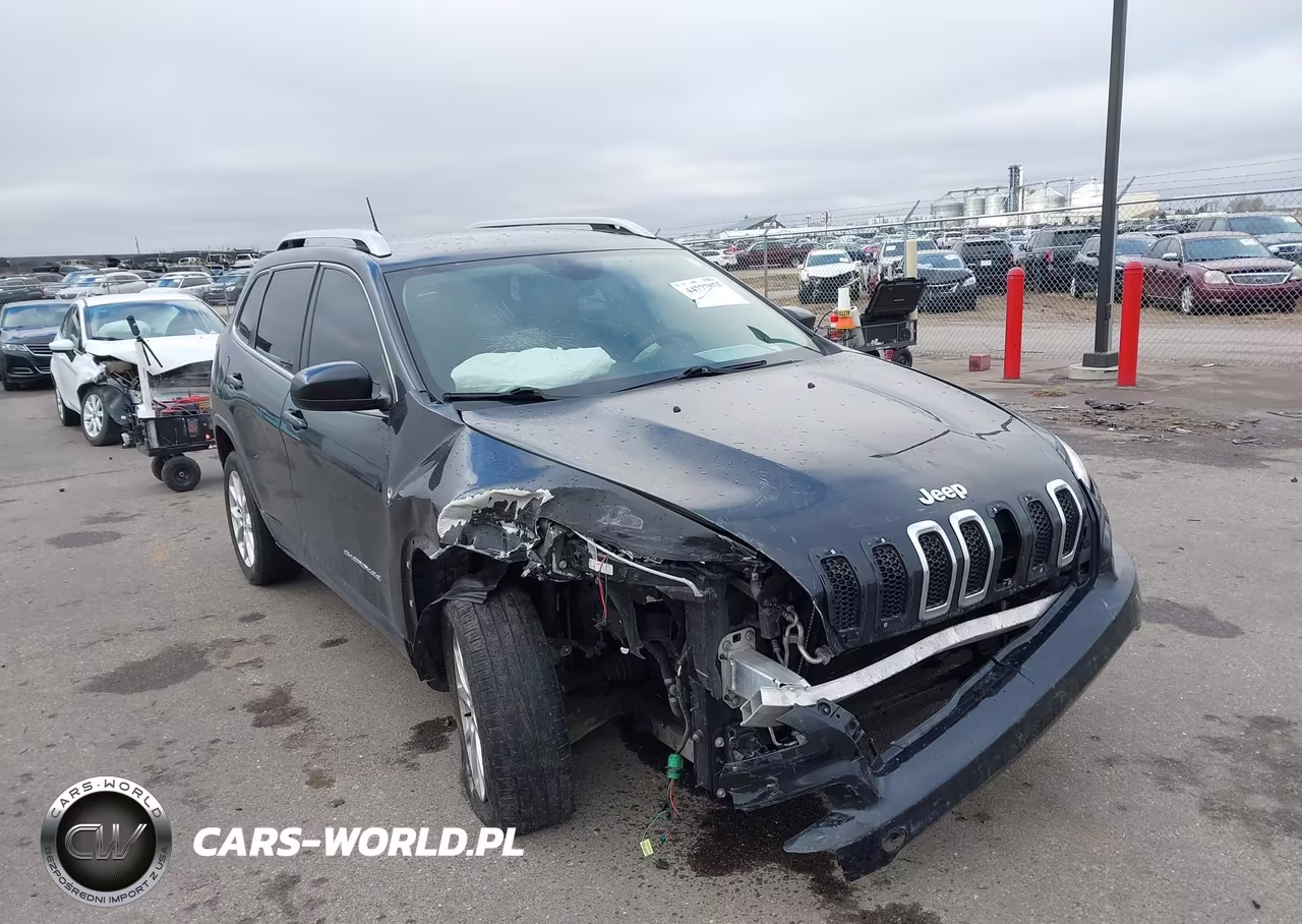 2014 Jeep Cherokee Latitude VIN:1C4PJLCS7EW212862 - 6