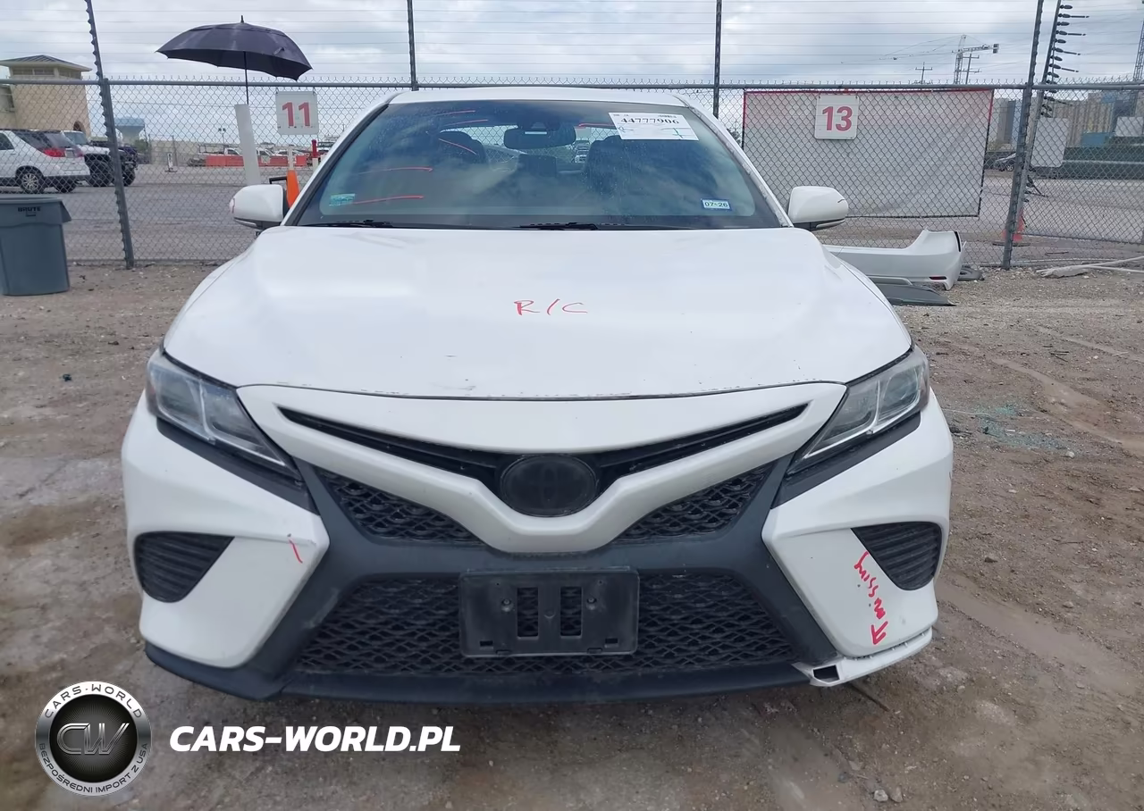2018 Toyota Camry Se VIN:4T1B11HK1JU594945 - 13