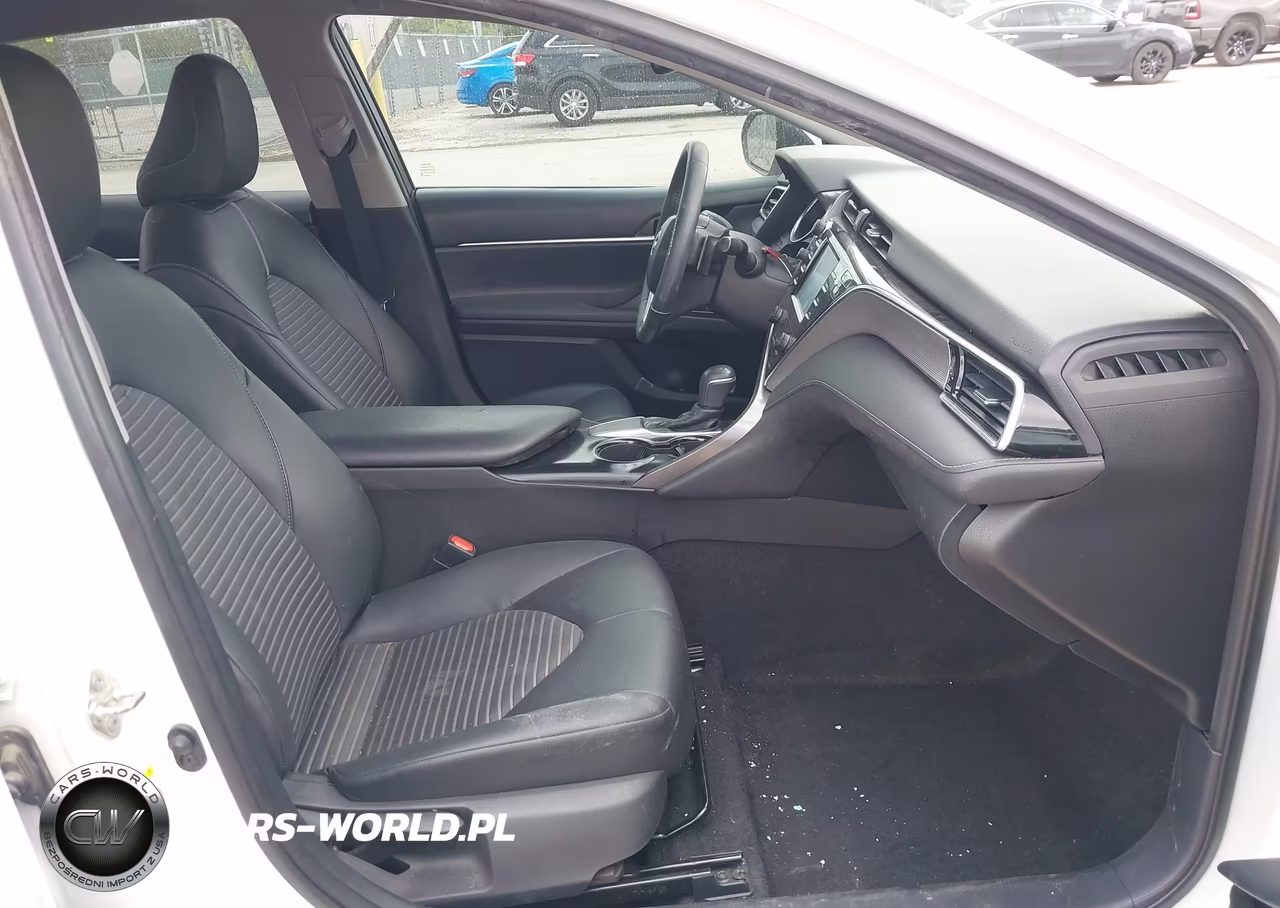 2018 Toyota Camry Se VIN:4T1B11HK1JU594945 - 5
