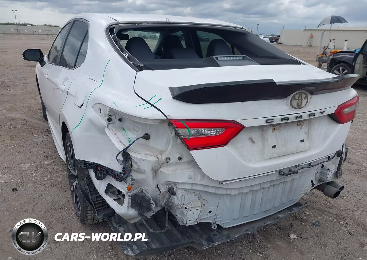 2018 Toyota Camry Se VIN:4T1B11HK1JU594945 - 6