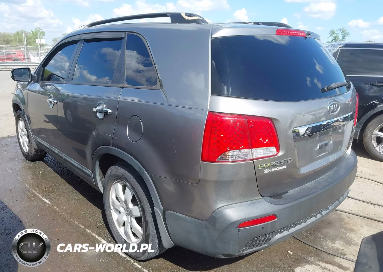 2012 Kia Sorento Lx VIN:5XYKT4A60CG260875 - 3
