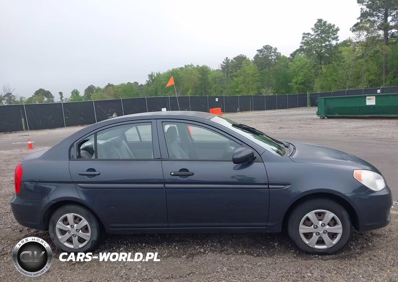 2010 Hyundai Accent Gls VIN:KMHCN4AC0AU517352 - 13