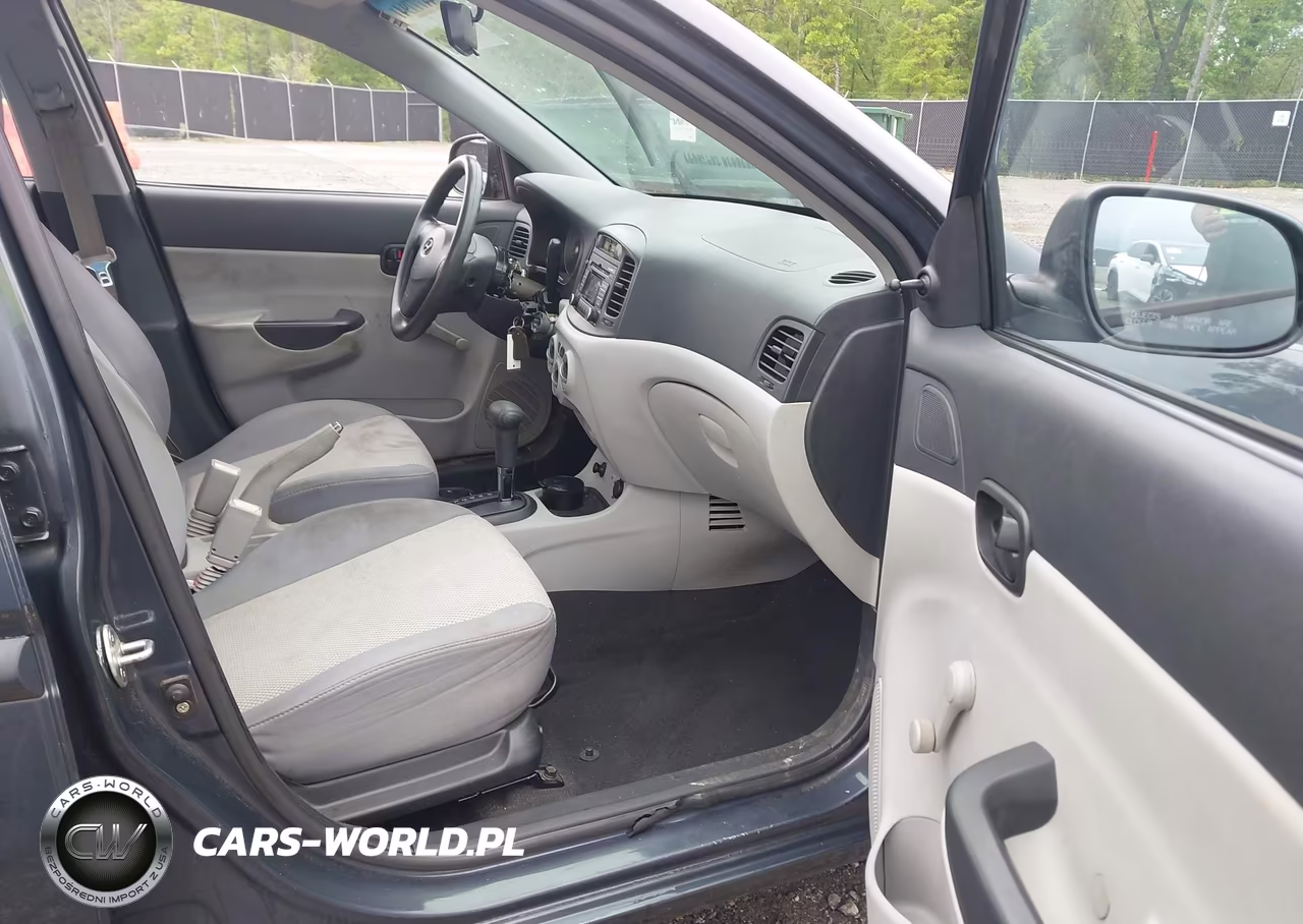 2010 Hyundai Accent Gls VIN:KMHCN4AC0AU517352 - 5