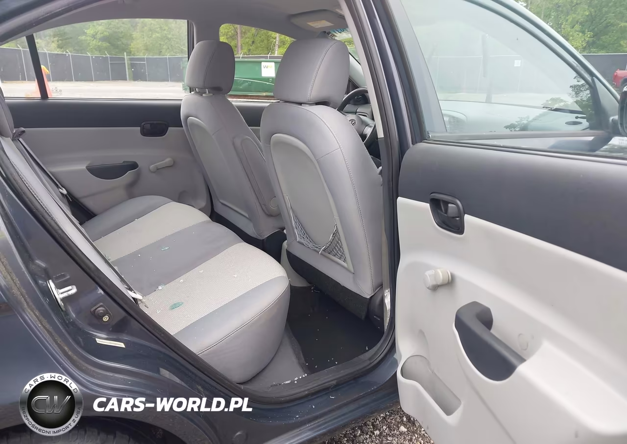 2010 Hyundai Accent Gls VIN:KMHCN4AC0AU517352 - 8