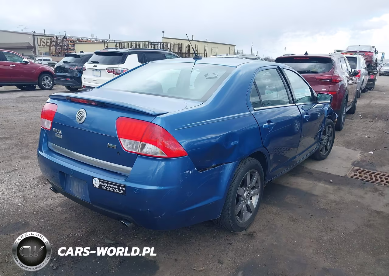 2010 Mercury Milan Premier VIN:3MEHM0JG1AR613084 - 4