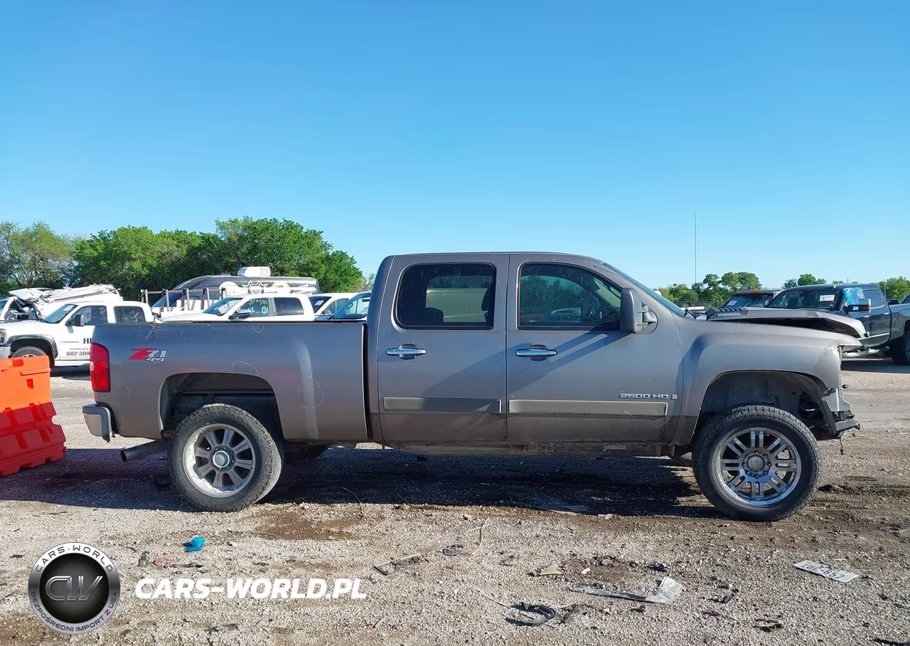 2007 Chevrolet Silverado 2500Hd Lt1 VIN:1GCHK23627F559632 - 13