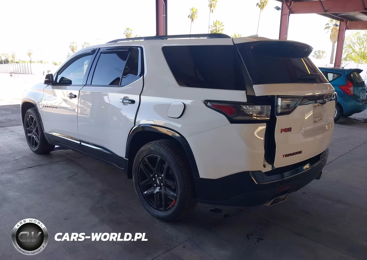 2019 Chevrolet Traverse Premier VIN:1GNEVKKW3KJ147809 - 3