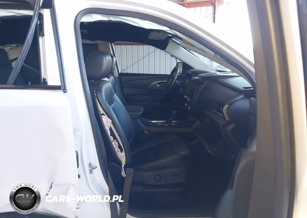 2019 Chevrolet Traverse Premier VIN:1GNEVKKW3KJ147809 - 5