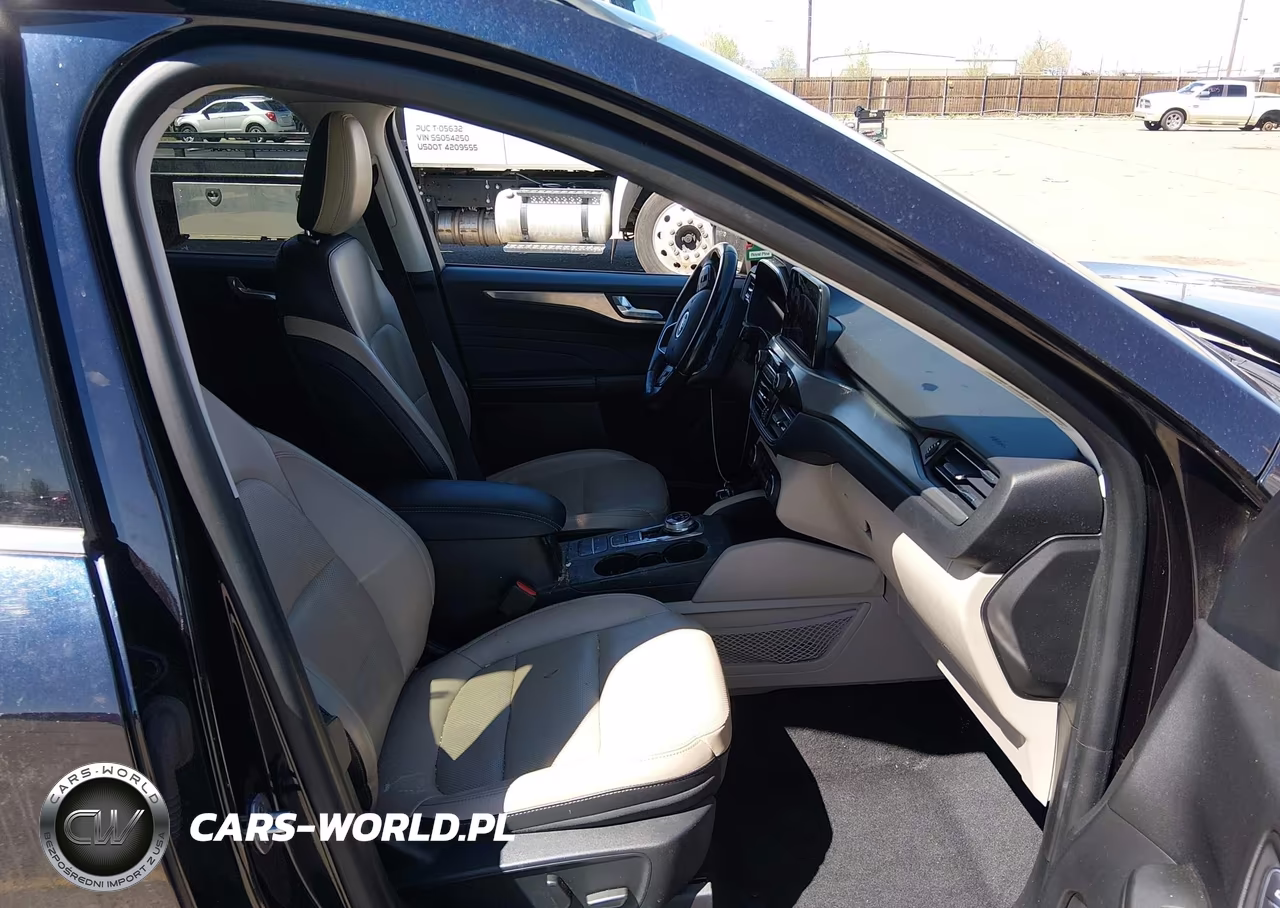 2021 Ford Escape Titanium VIN:1FMCU9J99MUA70755 - 5