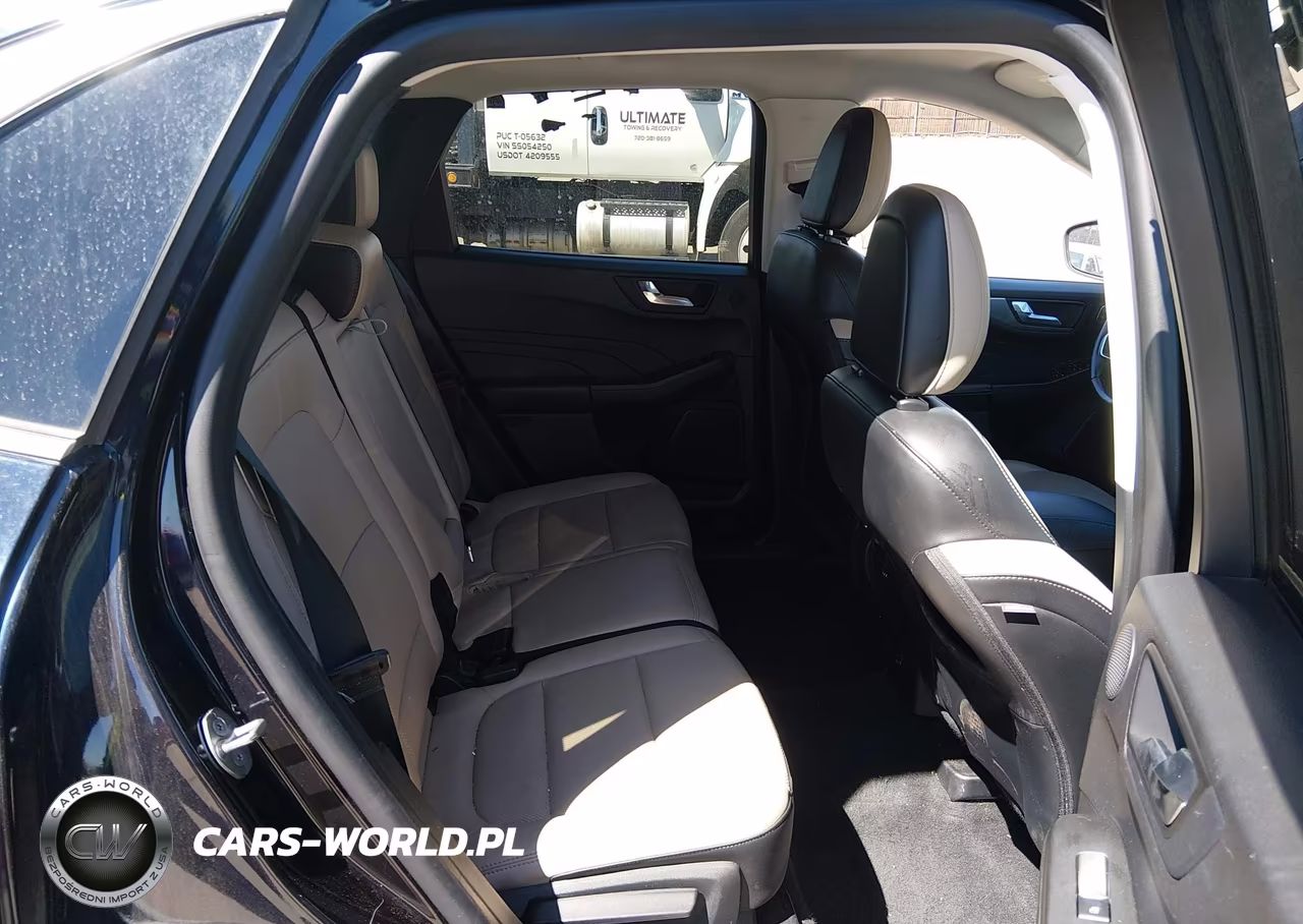2021 Ford Escape Titanium VIN:1FMCU9J99MUA70755 - 8