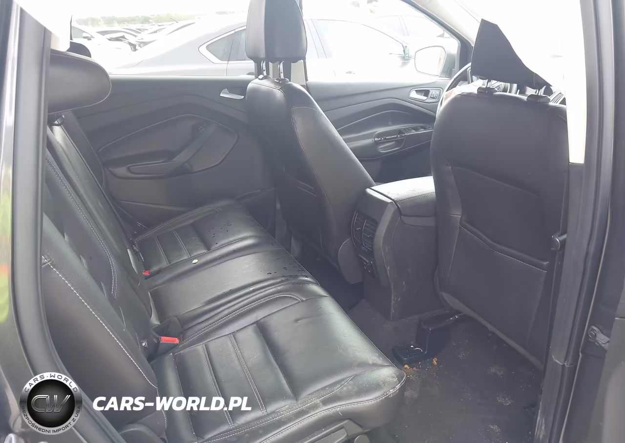 2017 Ford Escape Titanium VIN:1FMCU0J97HUF05841 - 8