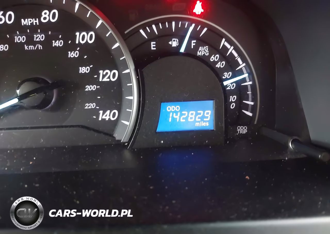 2014 Toyota Camry Le VIN:4T4BF1FK1ER439795 - 15