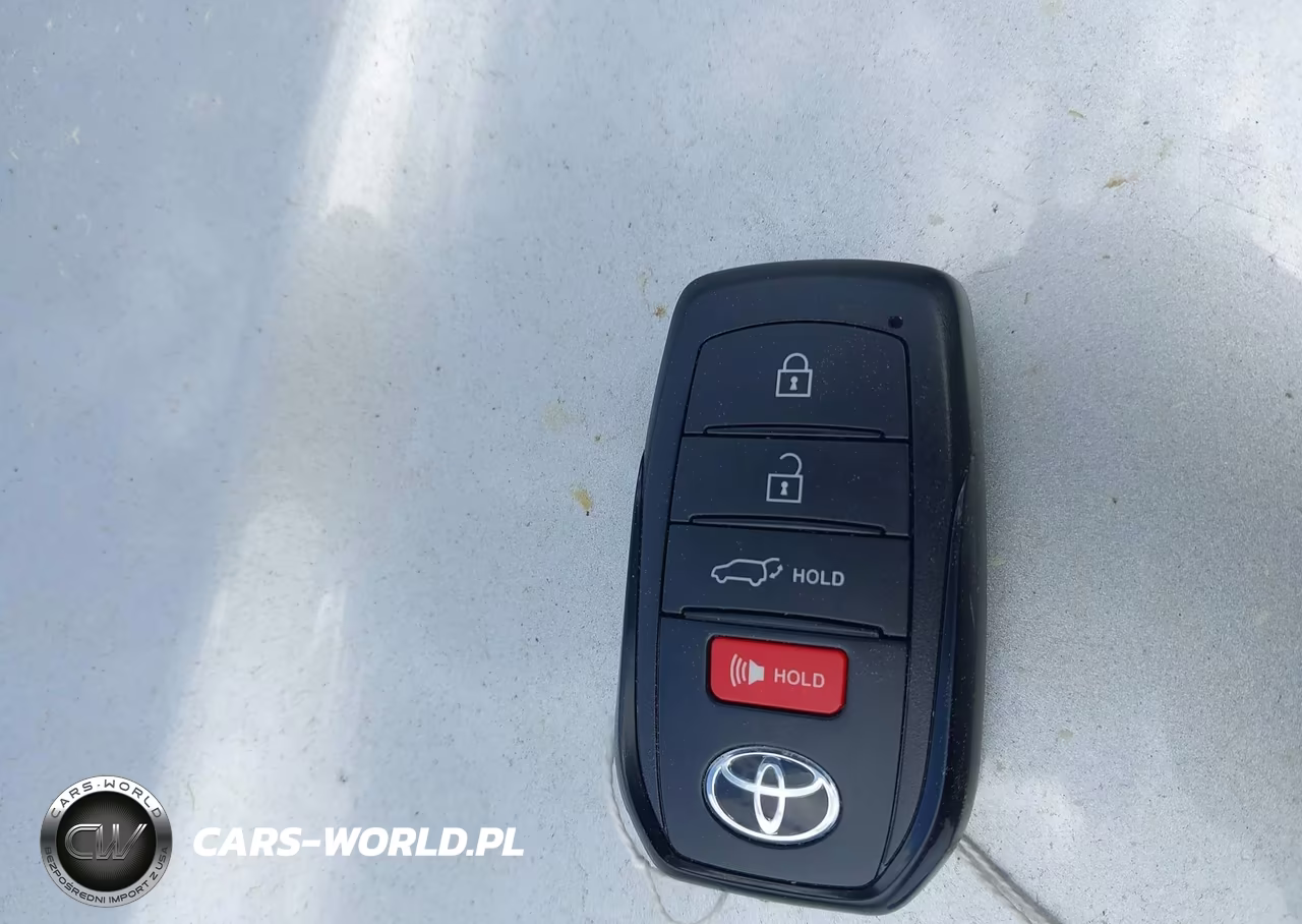 2024 Toyota Grand Highlander Xle VIN:5TDAAAA5XRS011468 - 11