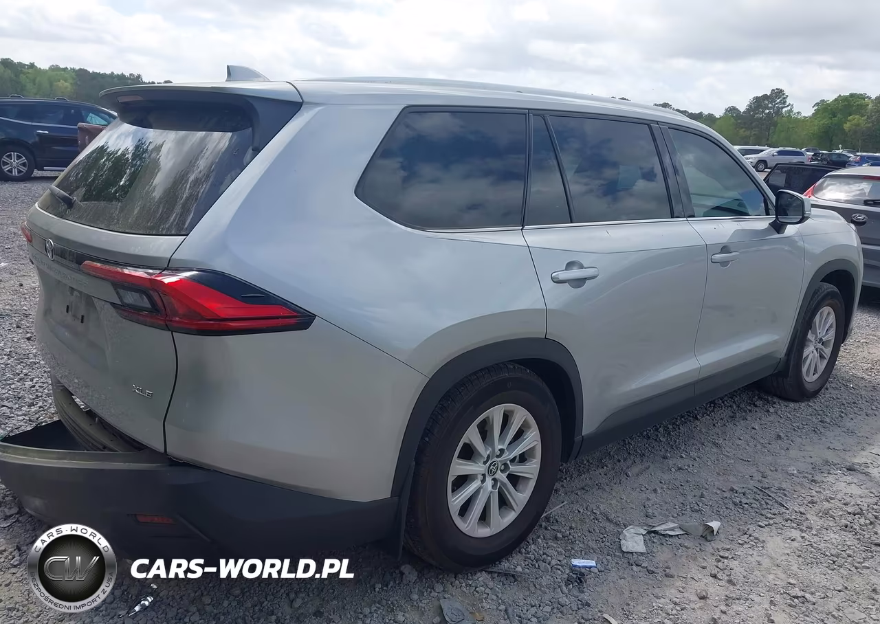 2024 Toyota Grand Highlander Xle VIN:5TDAAAA5XRS011468 - 4