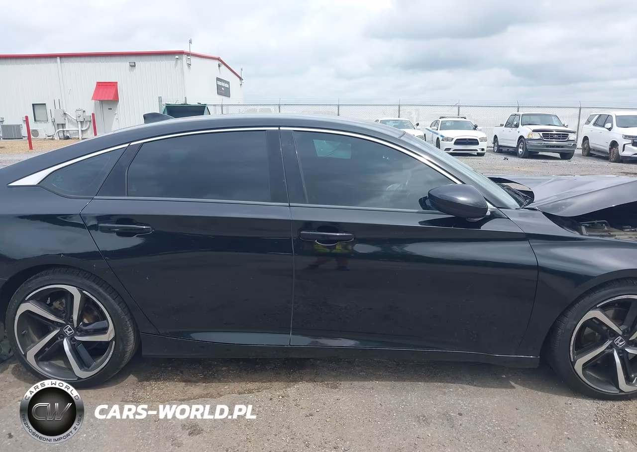 2018 Honda Accord Sport VIN:1HGCV1F36JA142503 - 14