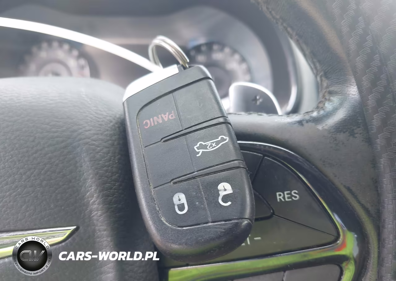 2015 Chrysler 200 S VIN:1C3CCCBG3FN518541 - 11