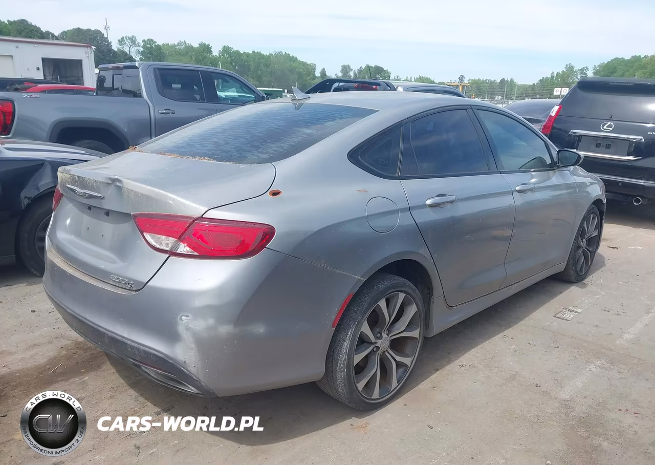 2015 Chrysler 200 S VIN:1C3CCCBG3FN518541 - 4