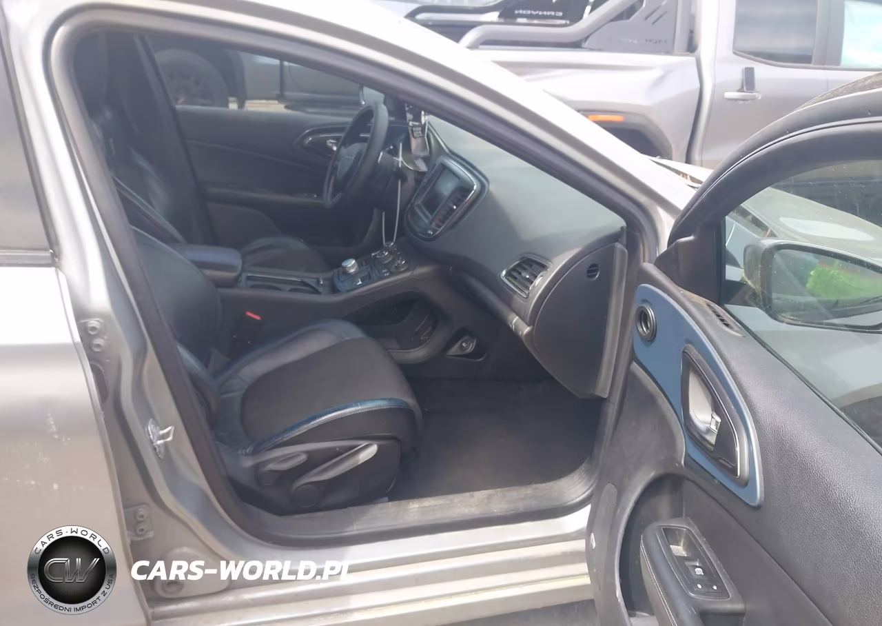 2015 Chrysler 200 S VIN:1C3CCCBG3FN518541 - 5