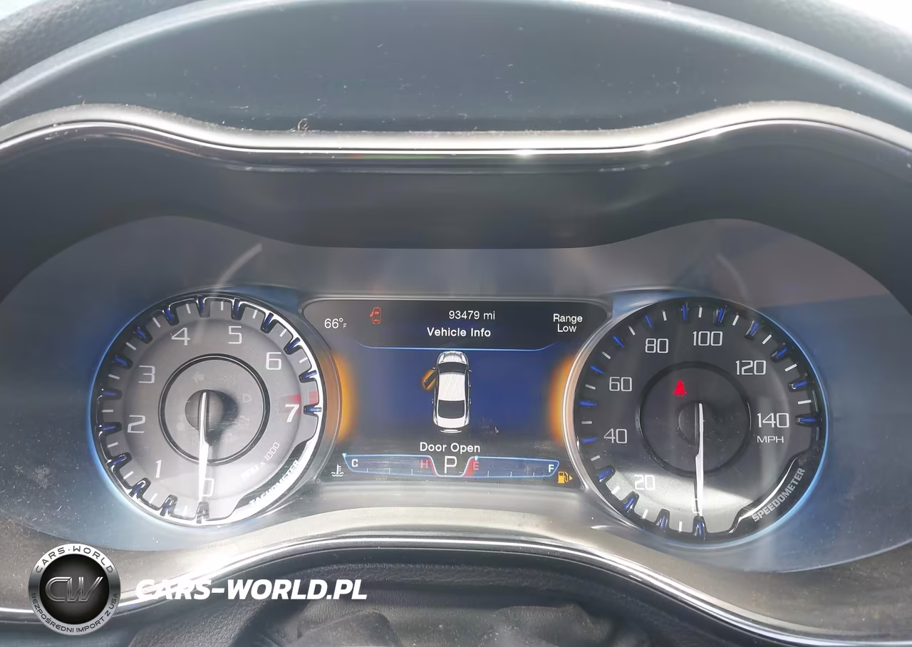 2015 Chrysler 200 S VIN:1C3CCCBG3FN518541 - 7