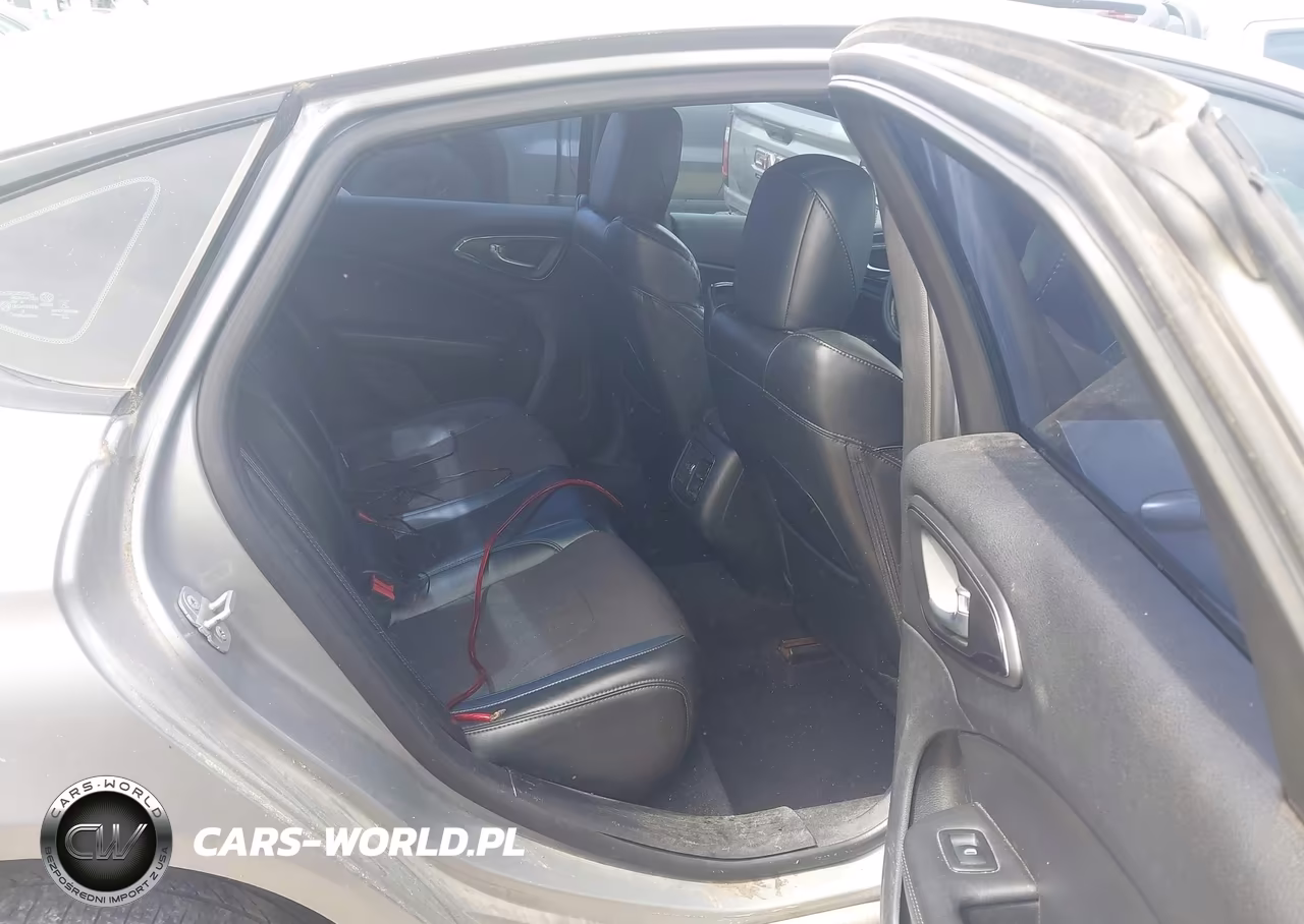 2015 Chrysler 200 S VIN:1C3CCCBG3FN518541 - 8