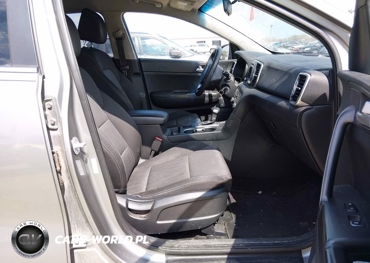 2019 Kia Sportage Lx VIN:KNDPMCAC6K7599848 - 5