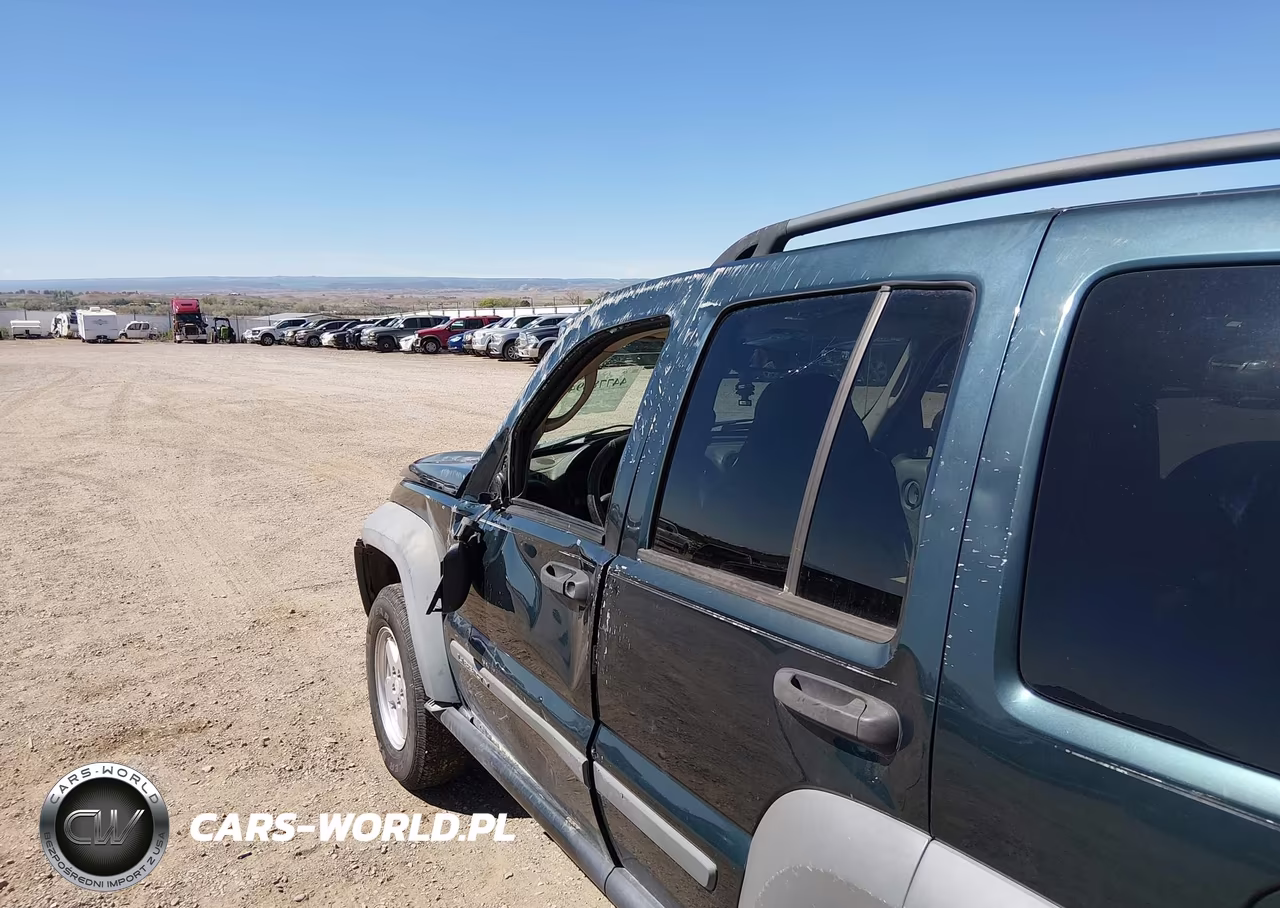 2006 Jeep Liberty Sport VIN:1J4GL48K96W133701 - 13
