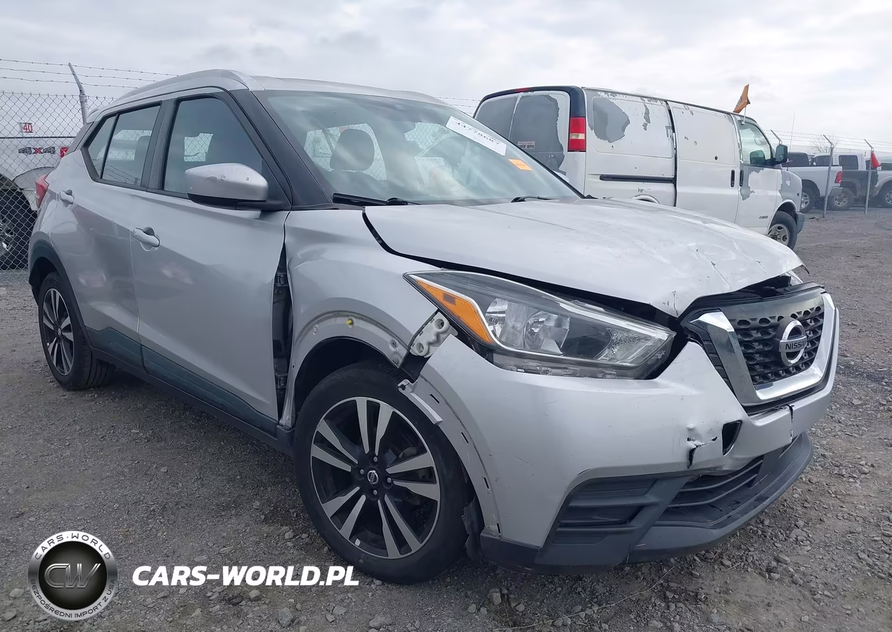 2020 Nissan Kicks Sv Xtronic Cvt
