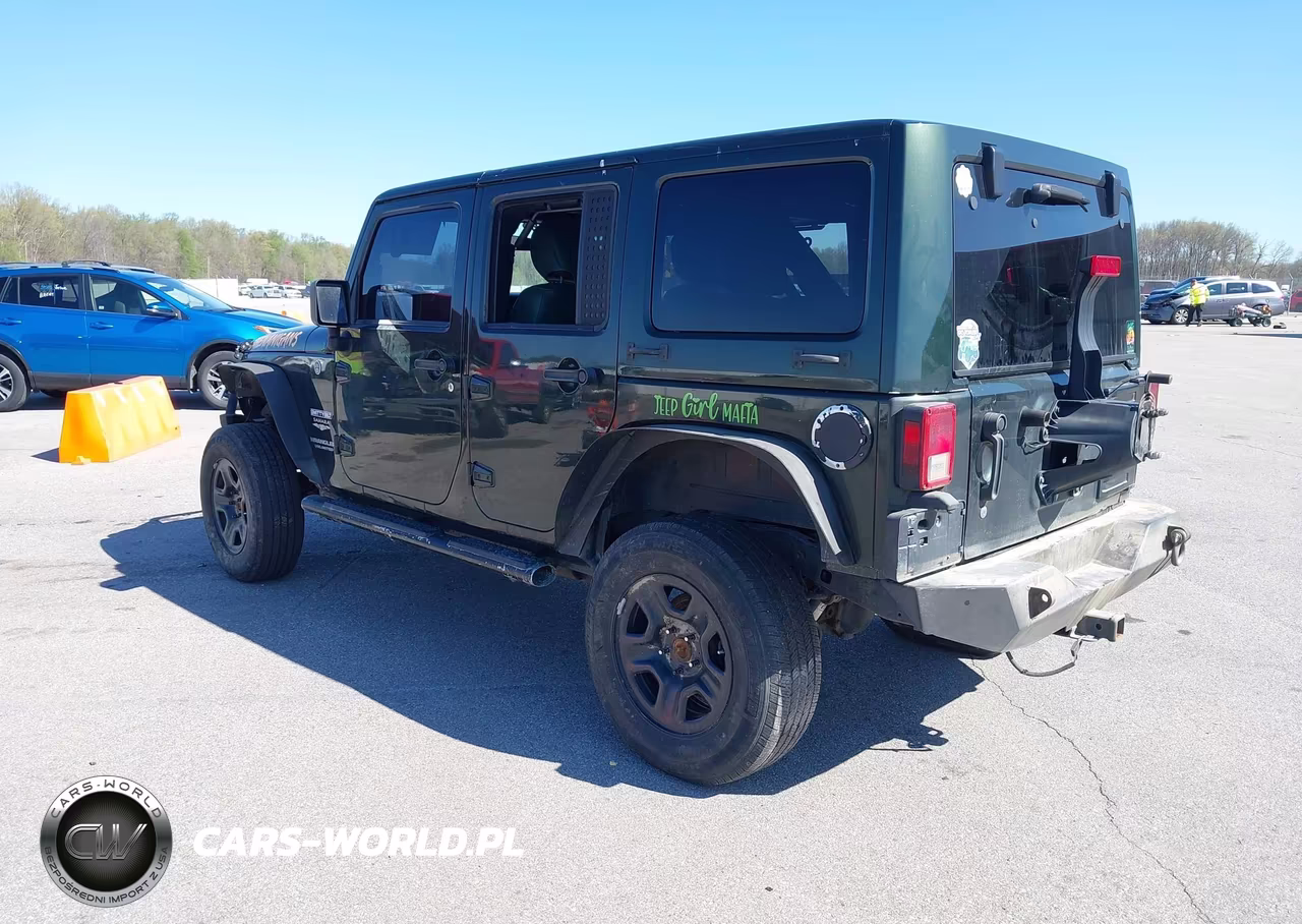2011 Jeep Wrangler Unlimited Sahara VIN:1J4BA5H13BL618053 - 3