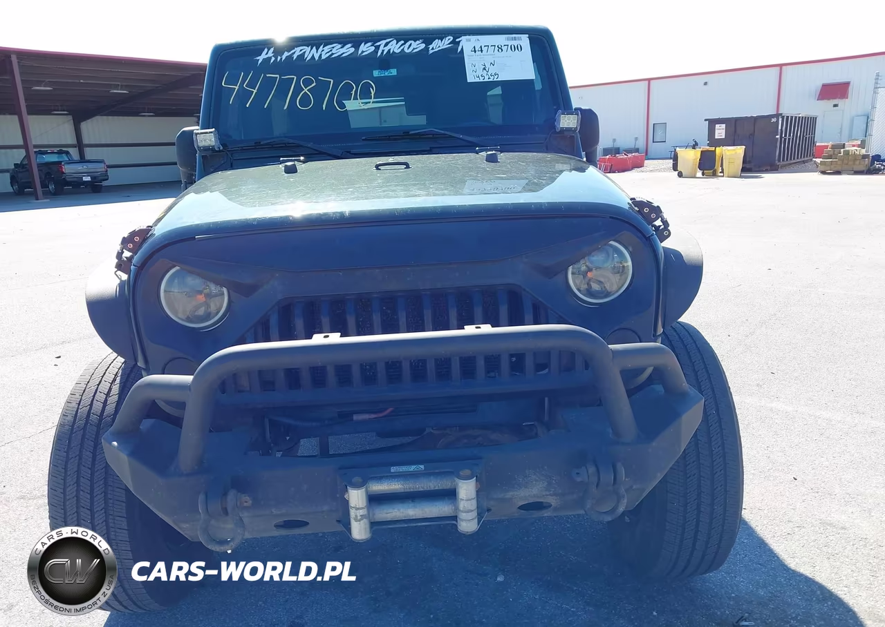 2011 Jeep Wrangler Unlimited Sahara VIN:1J4BA5H13BL618053 - 6