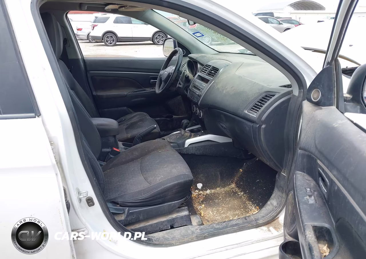 2011 Mitsubishi Outlander Sport Se VIN:JA4AR4AU9BZ010537 - 5