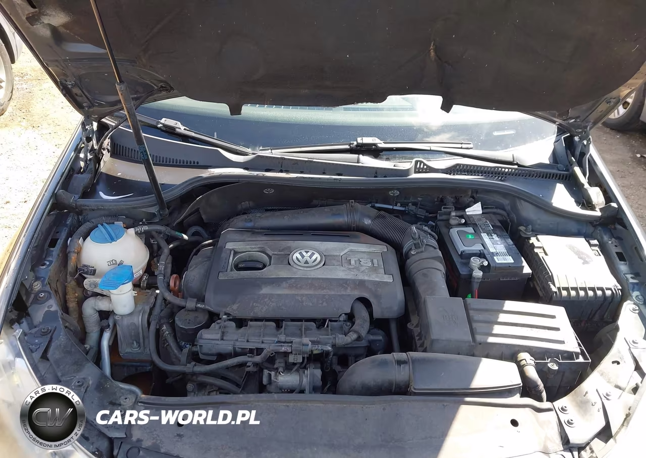 2012 Volkswagen Gti 4-Door VIN:WVWGD7AJ7CW022629 - 10