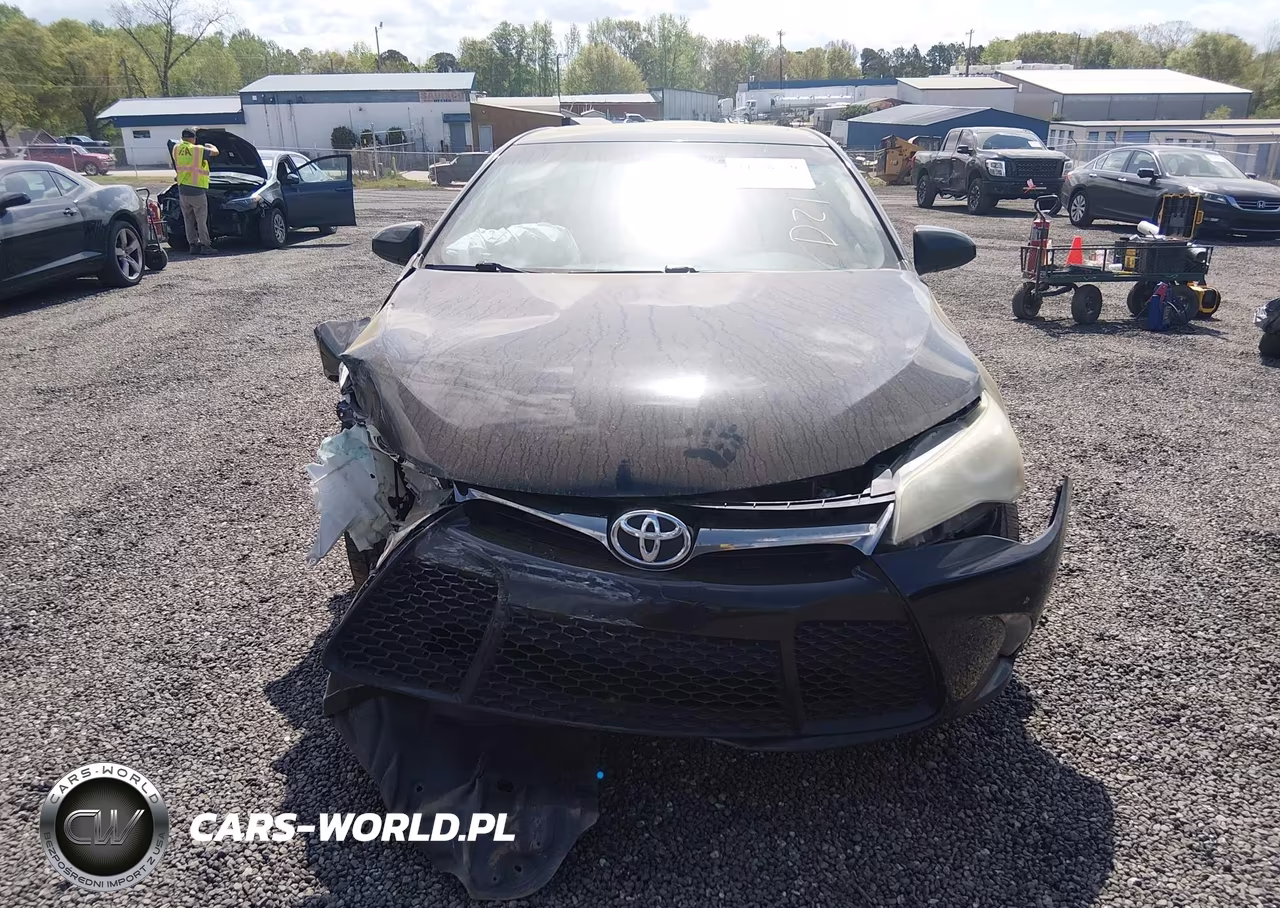 2016 Toyota Camry Xse VIN:4T1BF1FK2GU511777 - 13