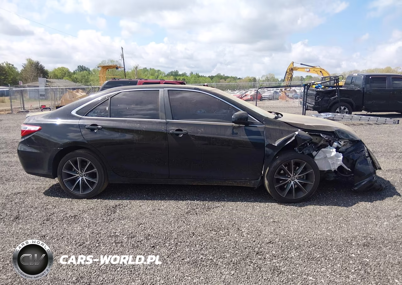 2016 Toyota Camry Xse VIN:4T1BF1FK2GU511777 - 14