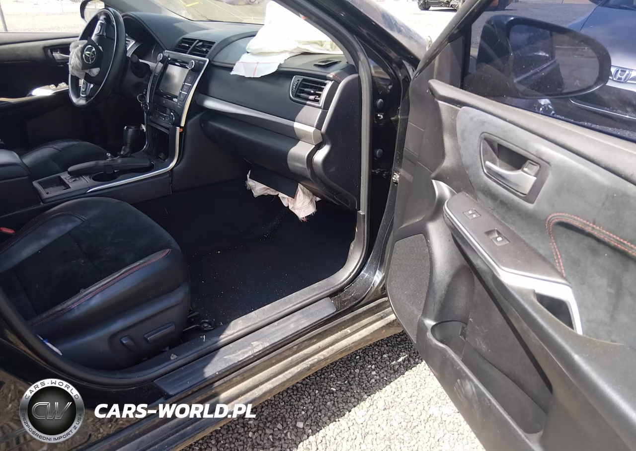 2016 Toyota Camry Xse VIN:4T1BF1FK2GU511777 - 5