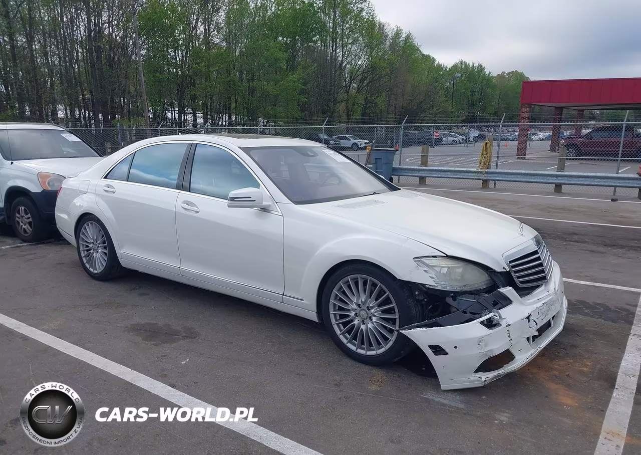 2010 Mercedes-Benz S 550