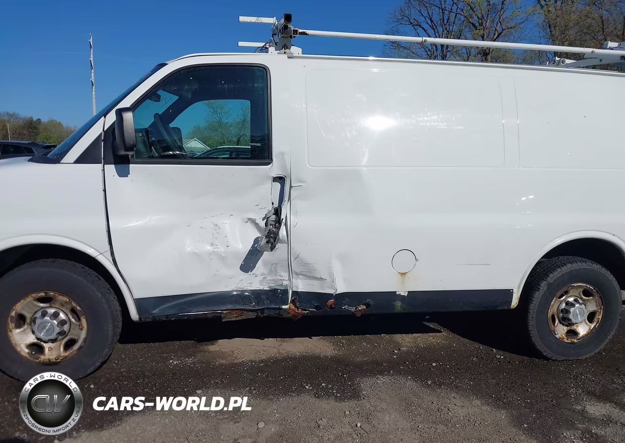 2013 Chevrolet Express 2500 Work Van VIN:1GCWGFBA5D1187606 - 6