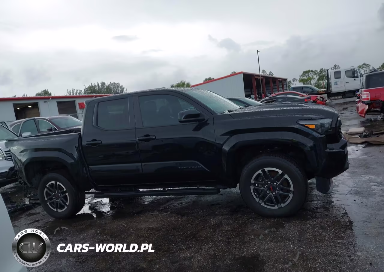 2024 Toyota Tacoma Trd Sport VIN:3TMKB5FN9RM013035 - 13