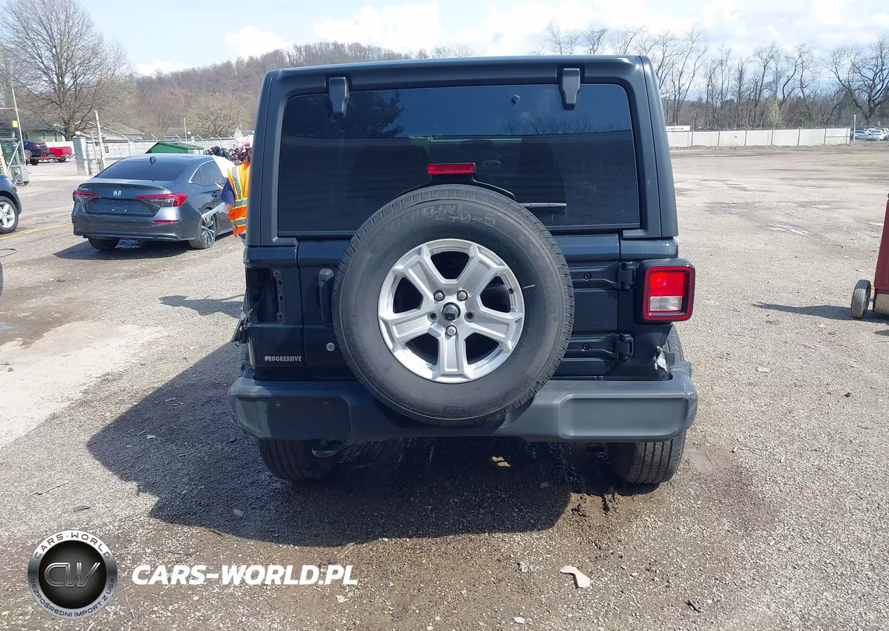 2020 Jeep Wrangler Unlimited Sport S 4X4 VIN:1C4HJXDN8LW166458 - 17
