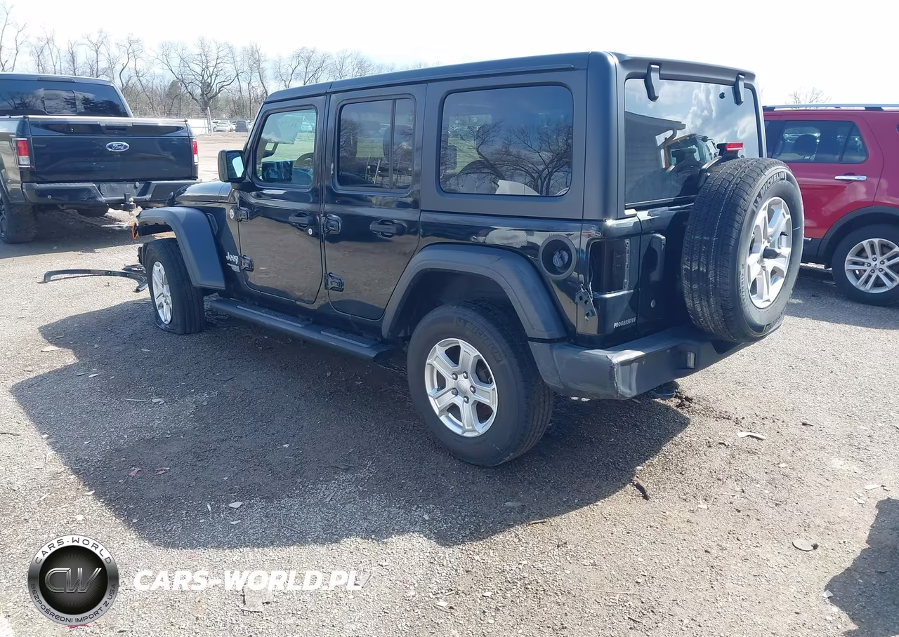 2020 Jeep Wrangler Unlimited Sport S 4X4 VIN:1C4HJXDN8LW166458 - 3