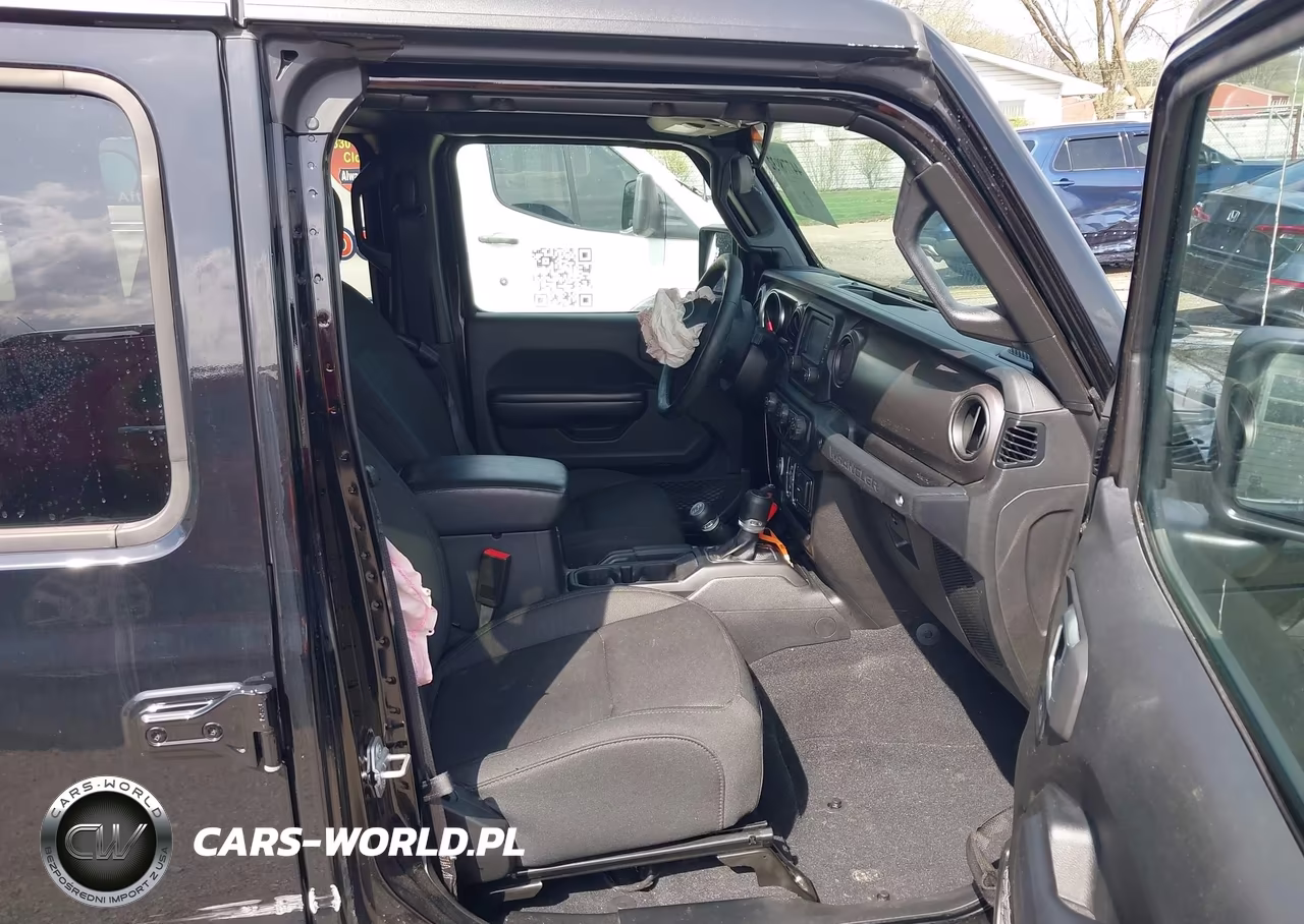 2020 Jeep Wrangler Unlimited Sport S 4X4 VIN:1C4HJXDN8LW166458 - 5