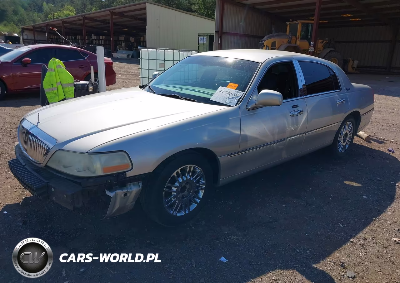 2010 Lincoln Town Car Signature Limited VIN:2LNBL8CV6AX750748 - 2
