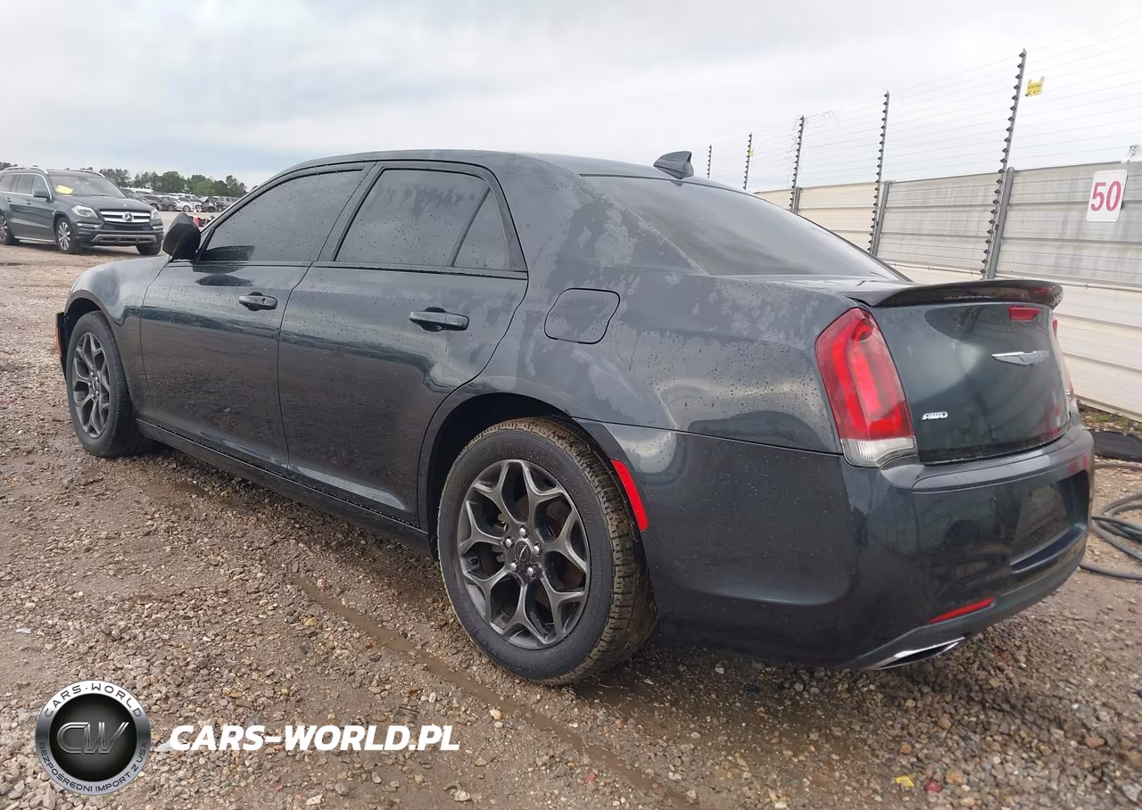 2018 Chrysler 300 300S Awd VIN:2C3CCAGG8JH240797 - 3