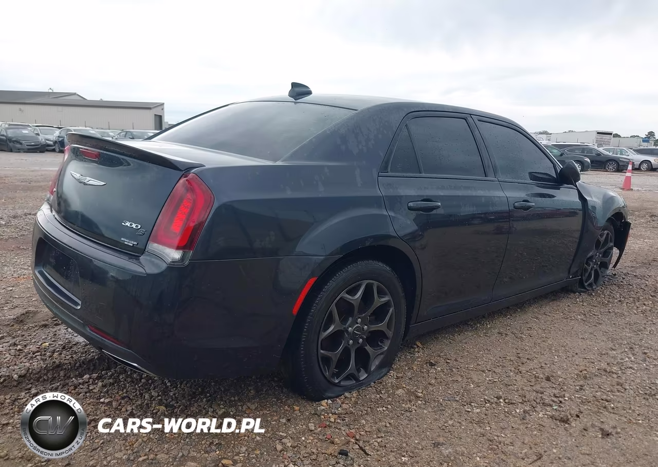 2018 Chrysler 300 300S Awd VIN:2C3CCAGG8JH240797 - 4