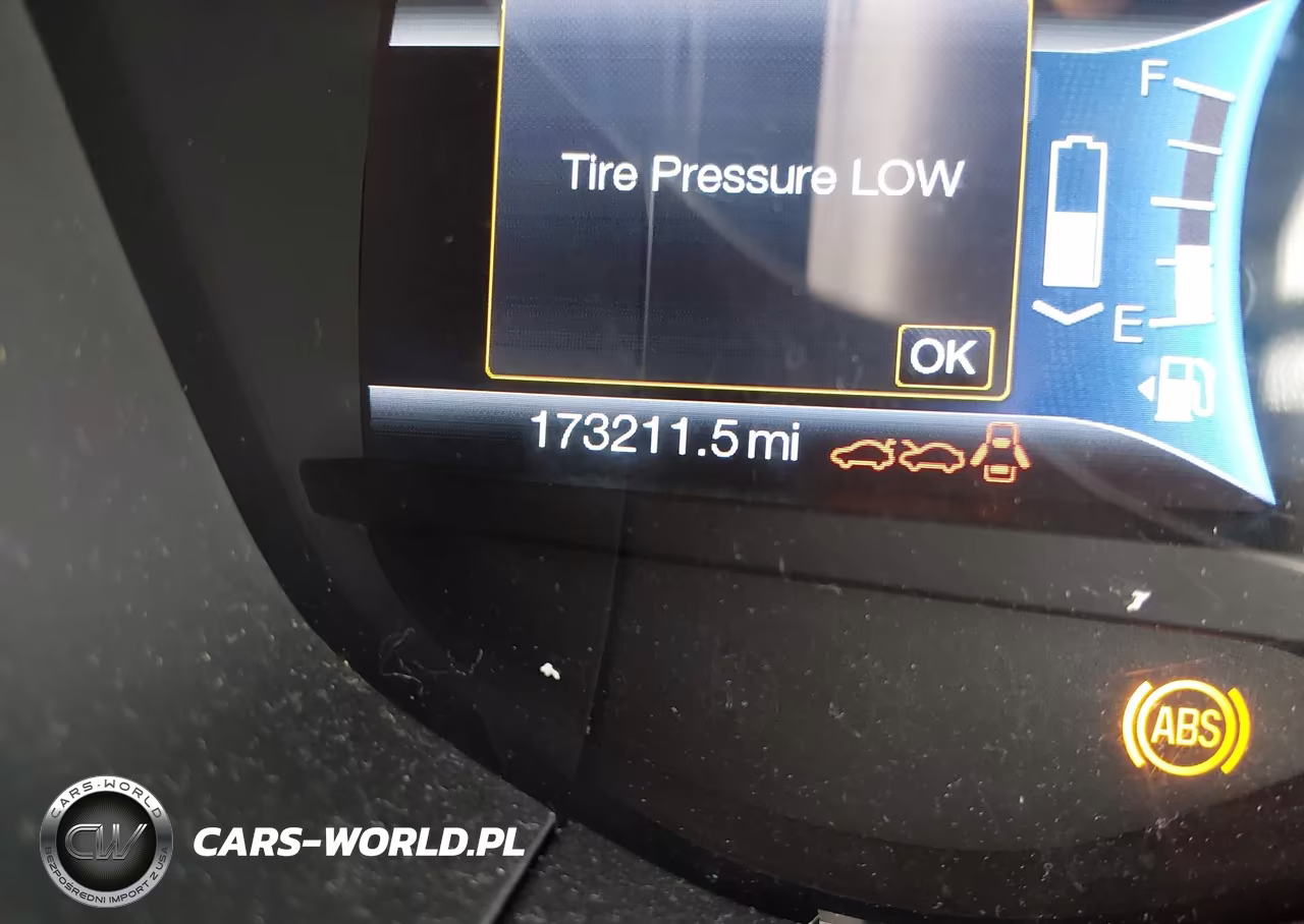 2015 Ford Fusion Hybrid S VIN:3FA6P0UU7FR266925 - 15
