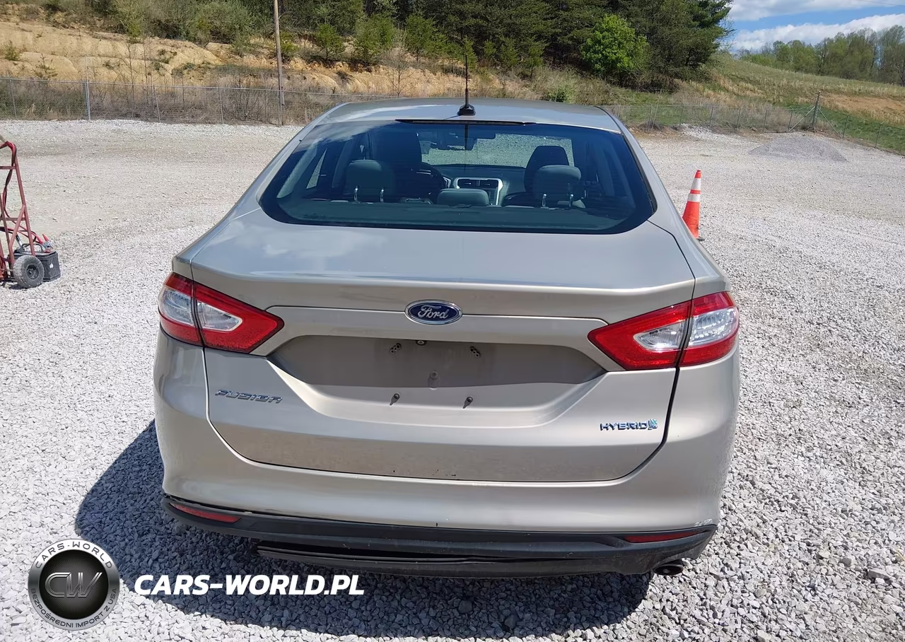 2015 Ford Fusion Hybrid S VIN:3FA6P0UU7FR266925 - 16