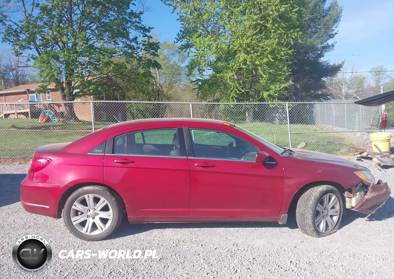 2013 Chrysler 200 Touring VIN:1C3CCBBB2DN735168 - 14