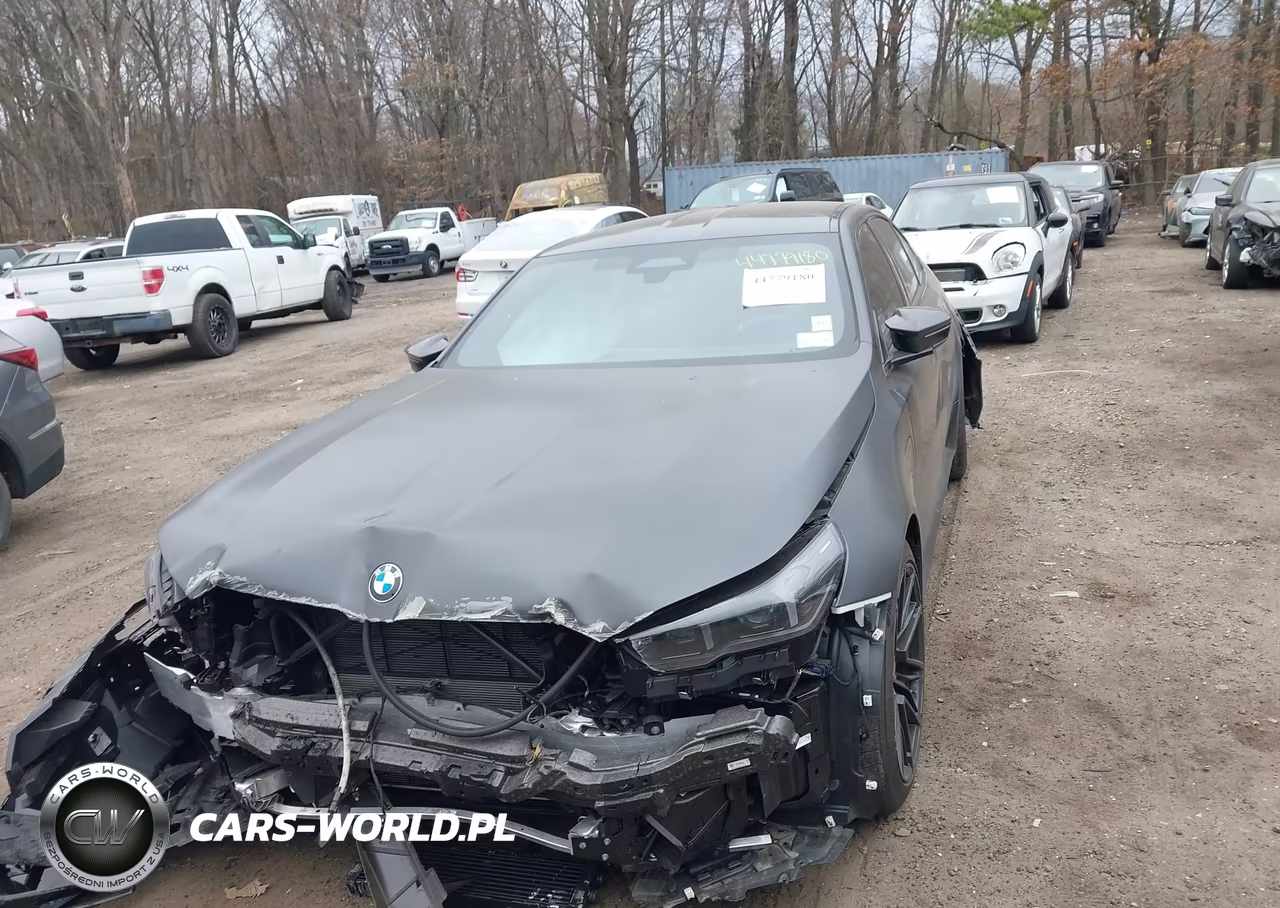 2025 BMW M5 VIN:WBS83FK04SCU09526 - 12
