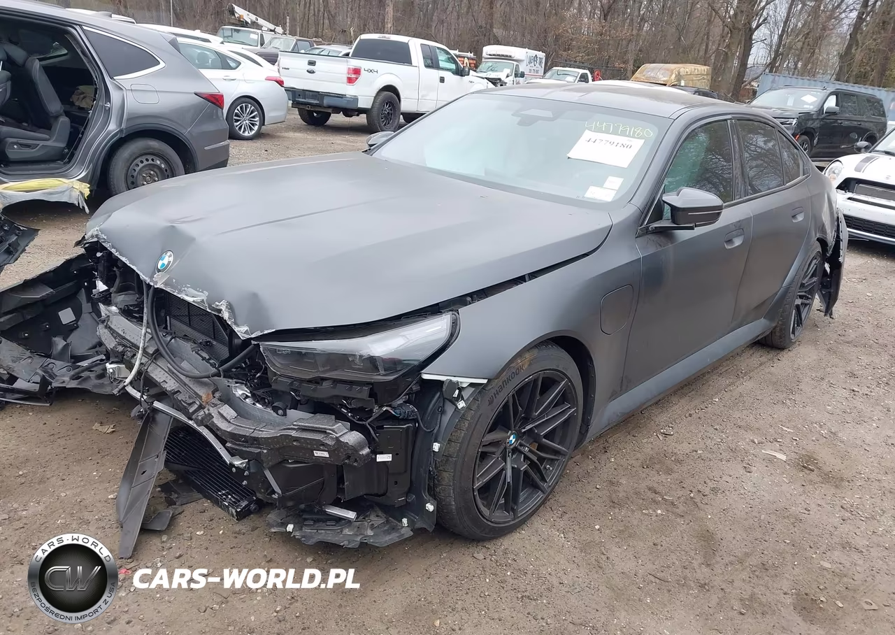 2025 BMW M5 VIN:WBS83FK04SCU09526 - 2
